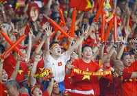 Vấn nạn cộng đồng mạng “tấn công” trọng tài: Đó không phải tình yêu chân chính!