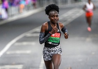 Kỷ lục gia thế giới bị “hạ bệ” tại London Marathon 2021