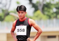 Chàng trai 19 tuổi phá kỷ lục U20 Singapore, gần chạm thông số HCV 100m SEA Games