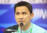 HLV Kiatisuk: Lee Nguyễn là hình mẫu để cầu thủ trẻ học hỏi