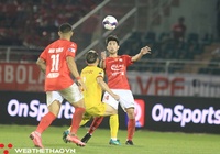 Thêm một quyết định lịch sử: V.League 2021 "vắt" sang năm....2022