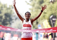 Sao trẻ điền kinh Ethiopia phá kỷ lục thế giới chạy 10km nữ
