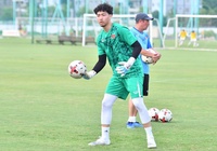 Nhân tố "lạ" đến từ Đức xuất hiện ở các buổi tập của U19 Việt Nam