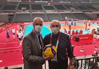 Những vị khách đặc biệt trên sân bóng chuyền Ariake Arena của Olympic Tokyo 2021