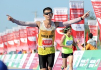 Chàng trai chạy phong trào tham vọng trở thành kiện tướng quốc gia marathon