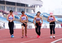 Cặp VĐV Nghệ An thâu tóm đường đua đi bộ nữ 10.000m giải điền kinh trẻ quốc gia 2022