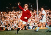 Vì sao huyền thoại Denis Law rời MU đến Man City?