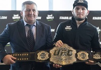 Khabib Nurmagomedov: Cha tôi vẫn đang chống chọi với COVID-19