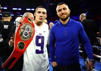 Lomachenko cắt giảm hoa hồng để đàm phán thống nhất đai với Teofimo Lopez