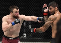 UFC 251: Võ sĩ Wushu giành chiến thắng trước võ sĩ Capoeira sát sao
