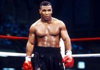 Mike Tyson nằm giường cả tuần sau video tập luyện 30 giây nổi tiếng