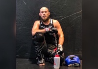 Nhà vô địch MMA Hồi giáo bỏ đai vì không muốn đánh đồng đạo