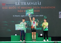 Vô địch và phá kỷ lục chạy 42,195km Mekong Delta Marathon 2022, bỏ túi gần 100 triệu đồng
