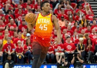 Khó tin khi "siêu tân binh" Donovan Mitchell ngày nào lại đang dứt điểm cận rổ tệ nhất NBA