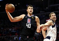 Người cũ Zubac đâm chọt LA Lakers cực "gắt" sau khi ra đi