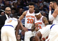 Đã thua bê bết còn bị gạ bán đội, ông chủ Knicks tức giận cấm cửa khán giả vĩnh viễn