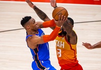 Russell Westbrook nóng máu, đe dọa fan Utah Jazz khiến bảo vệ phải vào cuộc