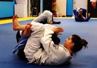 Vì sao BJJ là lựa chọn tự vệ hàng đầu cho các bạn nữ?