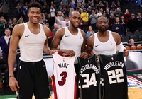 Vừa trở lại sau chấn thương, Giannis Antetokounmpo suýt chút nữa lại phải lên băng ca