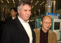 Tin bóng đá Việt Nam 29/3: Ông Park có thể gặp lại thầy cũ Guus Hiddink