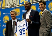 Liệu LA Lakers sẽ đem "người hùng" của Warriors về thay thế Magic Johnson?