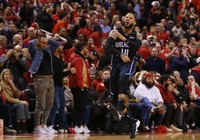 Cú 3 điểm định mệnh của người hùng cao 1m83 khiến Toronto Raptors ôm hận