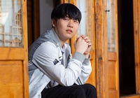 Rookie IG: "SKT không còn là 'đội của Faker'. Bây giờ họ mạnh như một tập thể."