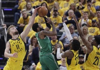 Chán phòng thủ, Celtics và Pacers rủ nhau chơi đôi công đầy mãn nhãn ở Game 3