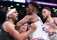 Thấy đồng đội bị chơi thô bạo, cầu thủ Nets lao vào muốn "cân" cả đội Philadelphia 76ers