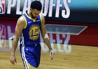 Đừng chỉ trích Curry nữa, vấn đề của Warriors ở Game 3 không chỉ là cú dunk hụt của Curry đâu