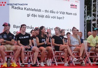 Sao 'bự' IRONMAN 70.3 Vietnam 2019 đua nhau khiêm tốn trong lễ ra mắt hoành tráng