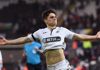 Tin bóng đá 10/5: MU đạt thỏa thuận chiêu mộ "máy chạy" của Swansea, Mike Phelan chính thức chốt tương lai