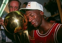 5 nguyên tắc kiếm tiền của Michael Jordan khiến người hâm mộ chỉ biết trầm trồ