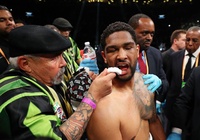 Dominic Breazeale nghĩ rằng trọng tài đã dừng trận đấu hơi sớm