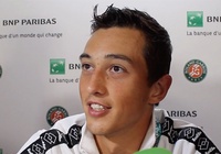 Antoine Hoang viết tiếp lịch sử, tiến vào vòng 2 Roland Garros!