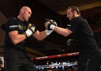 Conor McGregor khen Tyson Fury là tay đấm số một của giới Boxing hạng nặng
