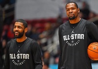 Vì chấn thương Kevin Durant giao tương lai của mình vào tay Kyrie Irving