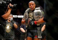 Daniel Cormier: Tôi sẽ không giải nghệ như một kẻ thất bại