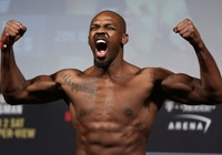 Jon Jones hầu tòa tháng 9 do sàm sỡ nữ phục vụ CLB thoát y
