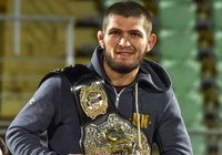 Chán vật nhau với gấu, Khabib chuyển sang đấm nhau với sư tử