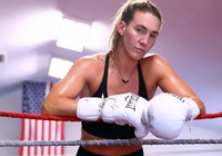 Nữ boxer bất bại cũng "thần tượng" Ronda Rousey