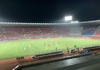 Derby bán đảo Triều Tiên: Vắng vẻ nhưng không tẻ nhạt