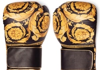 Hãng thời trang Versace ra mắt cặp găng Boxing trị giá hơn 72 triệu đồng