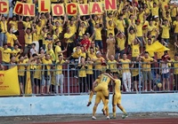 CĐV Thanh Hóa quyết "phủ vàng" sân Vinh ở trận play-off gặp Phố Hiến FC