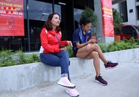 Cô trò Lê Tú Chinh bay vòng vèo tránh bão để tới Philippines dự SEA Games 30