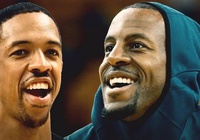 Andre Iguodala nhận "gạch đá" vì ngồi chơi quá lâu
