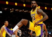 Kết quả NBA ngày 16/12: Lakers có chiến thắng thứ 24, 76ers ngã ngựa