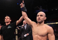 Joe Rogan đòi đuổi hết các giám khảo "lố bịch" của MMA