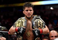 Henry Cejudo từ giã ngôi vô địch UFC Flyweight
