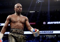 Floyd Mayweather đã giải nghệ bao nhiêu lần?